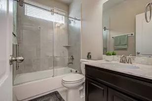7610 River Pass Dr, Pearland, TX 77581 - Photo 38