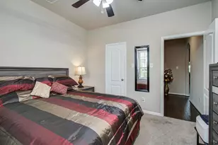 7610 River Pass Dr, Pearland, TX 77581 - Photo 32