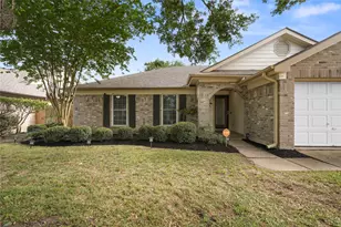 4030 Bentley Dr, Pearland, TX 77584 - Photo 2