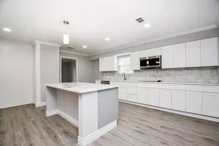 14011 Wickersham Ln, Houston, TX 77077 - Photo 10