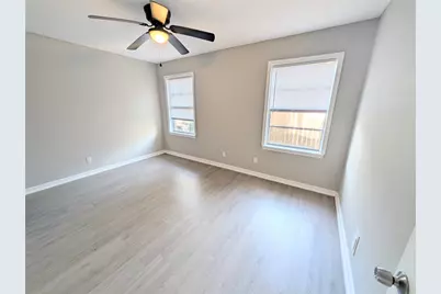 2819 Dragonwick Drive, Houston, TX 77045 - Photo 14