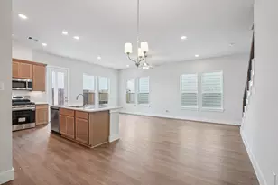 13447 Sun Cay Dr, Houston, TX 77047 - Photo 8