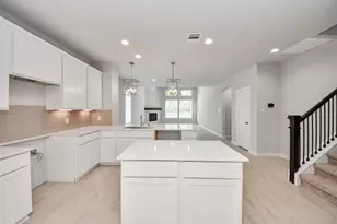 11806 Royal Willow Ln, Houston, TX 77066 - Photo 8