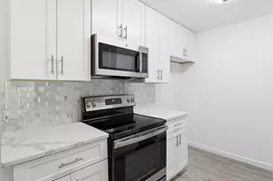 12550 Whittington Dr, Houston, TX 77077 - Photo 12