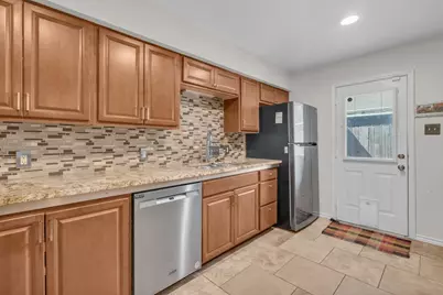12985 Trail Hollow Drive #6, Houston, TX 77079 - Photo 14