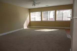 802 Dragonfly Dr, Conroe, TX 77301 - Photo 4