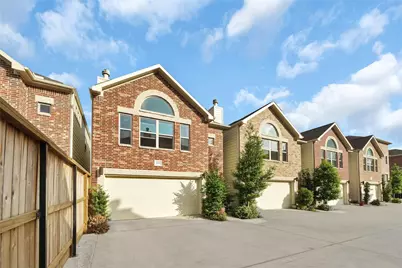 3633 Main Plaza Drive, Houston, TX 77025 - Photo 2