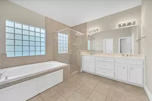 3633 Main Plaza Dr, Houston, TX 77025 - Photo 18