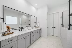 1307 E 27th St, Houston, TX 77009 - Photo 28