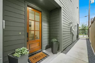 1307 E 27th St, Houston, TX 77009 - Photo 2