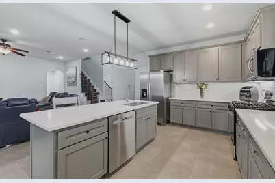 403 Laurel Timbers Drive, Houston, TX 77339 - Photo 14