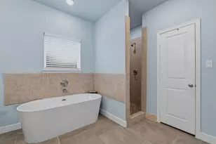 403 Laurel Timbers Dr, Houston, TX 77339 - Photo 18