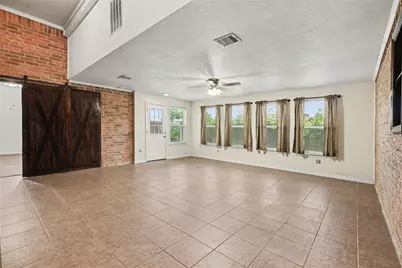 9714 Crystal Boulevard, Baytown, TX 77521 - Photo 30
