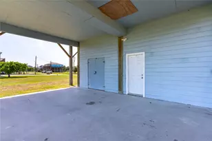 964 S Sage Rd, Crystal Beach, TX 77650 - Photo 24