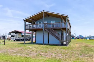 964 S Sage Rd, Crystal Beach, TX 77650 - Photo 2