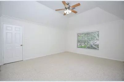 16907 Colony Terrace Drive, Sugar Land, TX 77479 - Photo 12