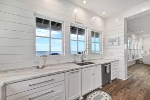 17725 Glei, Galveston, TX 77554 - Photo 14
