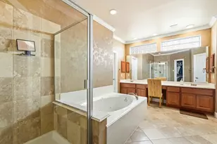 8111 Highland Green Dr Dr, Sugar Land, TX 77479 - Photo 22