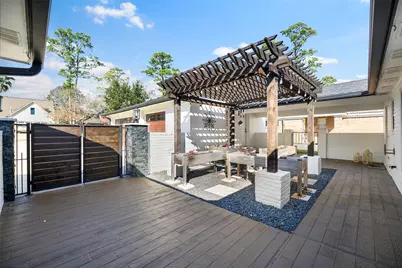 12176 Sagittarius Drive E, Willis, TX 77318 - Photo 6