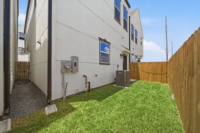 5522 Wheatley Street #D, Houston, TX 77091 - Photo 34