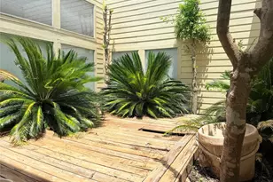 11318 Briar Forest Dr, Houston, TX 77077 - Photo 18