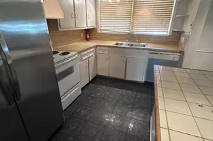 5711 Turtle Creek Rd, Houston, TX 77017 - Photo 6