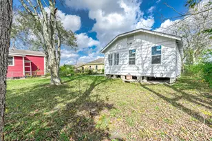 2012 Avenue F, Dickinson, TX 77539 - Photo 20