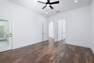 1049 Broadmoor Drive, Huntsville, TX 77340 - Photo 14
