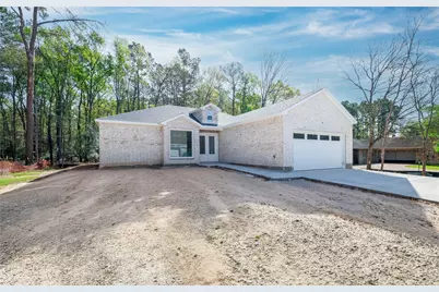 1049 Broadmoor Drive, Huntsville, TX 77340 - Photo 1