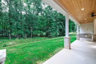 1049 Broadmoor Dr, Huntsville, TX 77340 - Photo 28