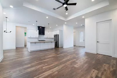 1049 Broadmoor Drive, Huntsville, TX 77340 - Photo 6