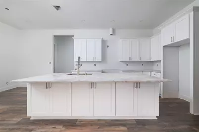 1049 Broadmoor Drive, Huntsville, TX 77340 - Photo 6