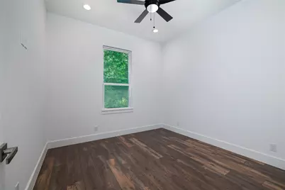1049 Broadmoor Drive, Huntsville, TX 77340 - Photo 18