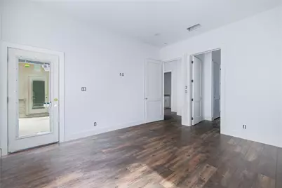 1049 Broadmoor Drive, Huntsville, TX 77340 - Photo 12