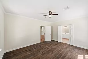 215 Crabapple Dr, Baytown, TX 77520 - Photo 22
