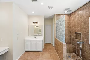 215 Crabapple Dr, Baytown, TX 77520 - Photo 24