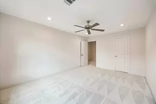 15911 Redwood Pl Dr, Houston, TX 77079 - Photo 36