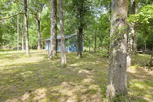 437 E Lumbermans Rd, Onalaska, TX 77360 - Photo 16