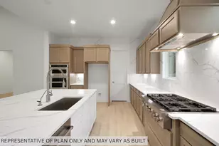 358 Louvenia Ct, Pinehurst, TX 77362 - Photo 2