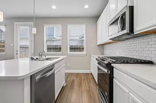 9808 Falling Fern Ln, Houston, TX 77080 - Photo 6