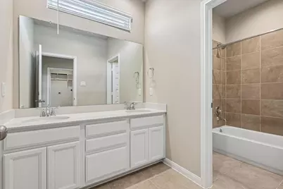 9808 Falling Fern Lane, Houston, TX 77080 - Photo 14
