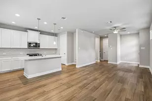 9808 Falling Fern Ln, Houston, TX 77080 - Photo 2