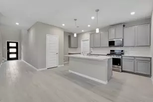 5725 Adamite Wy, Houston, TX 77048 - Photo 2