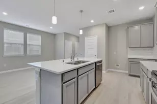 5725 Adamite Wy, Houston, TX 77048 - Photo 4