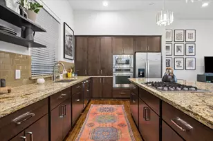 2110 Genesee St, Houston, TX 77006 - Photo 14