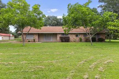 1205 Struss Lane, Columbus, TX 78934 - Photo 4