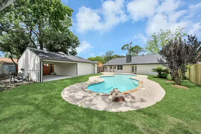 6023 Lattimer Drive, Houston, TX 77035 - Photo 4