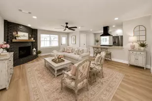 6023 Lattimer Dr, Houston, TX 77035 - Photo 14