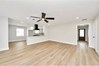 6023 Lattimer Drive, Houston, TX 77035 - Photo 18