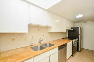 2100 Tanglewilde St, Houston, TX 77063 - Photo 18